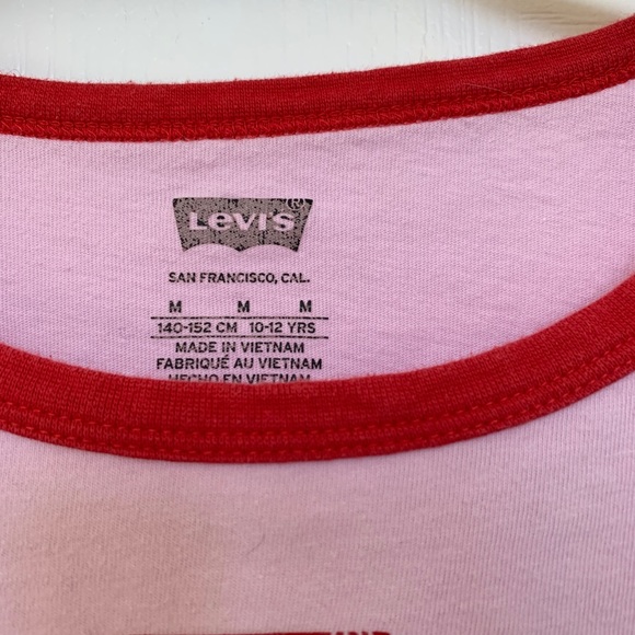 Levi’s Pink Shirt and White Crew - Picture 2 of 7